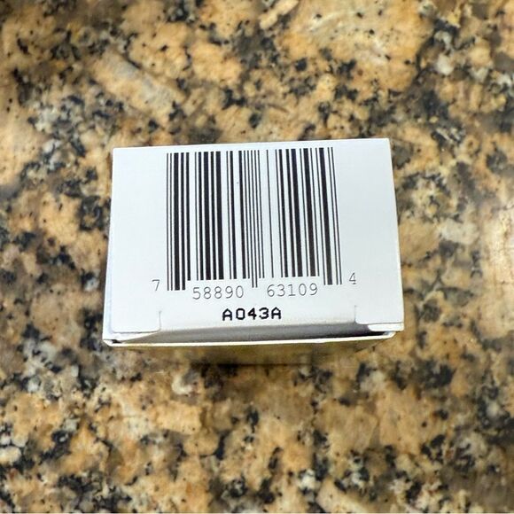 VOLITION BEAUTY Grenache Retinol Eye Cream 15 ml - Picture 7 of 7